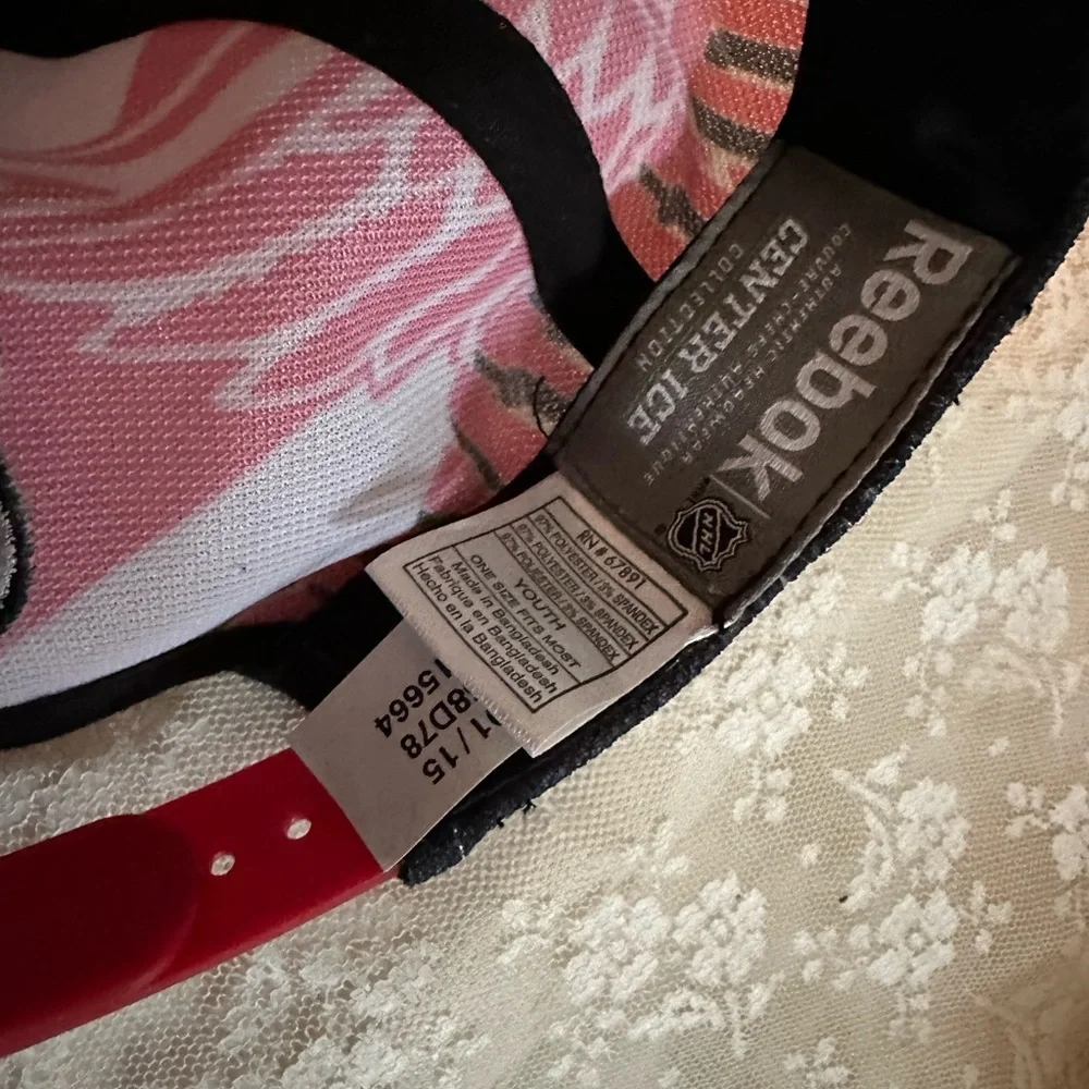 Reebok detroit red
